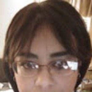 Meet your Posher, Adela